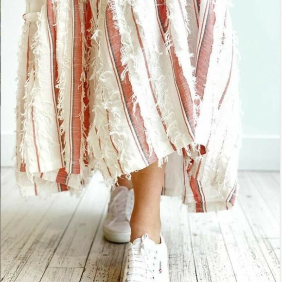 TIGERLILY Jamais Maxi Dress - Picture 15 of 15